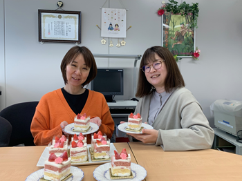 パティシエ　コーイチの「ひな祭りケーキ」 loading=