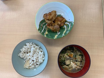 鶏の唐揚げ